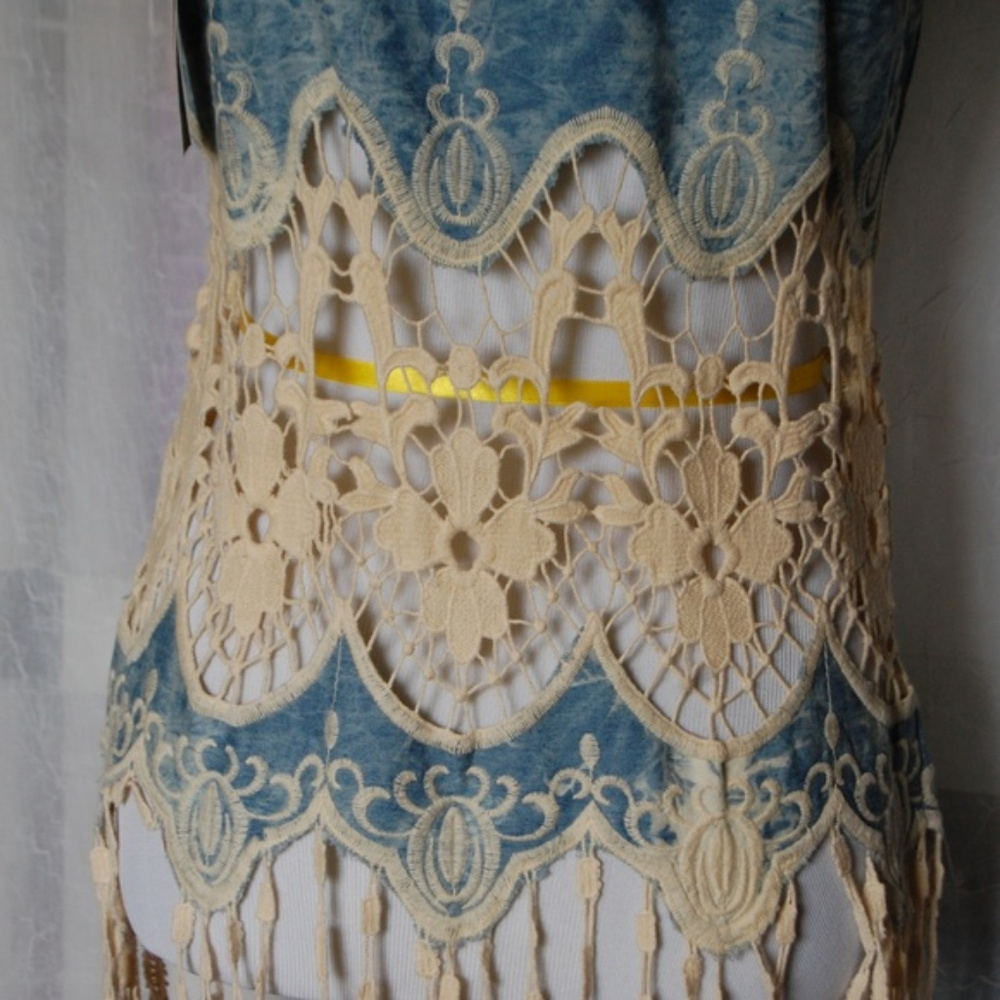 MAY & JULY Tie Dye Crochet Lace Top - Picture 5 of 6